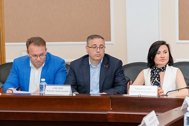 Парламент Оренбуржья направит пакет поправок в «собачий закон»